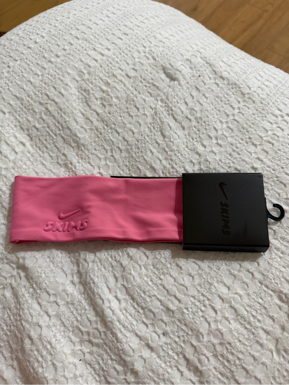 SKIMS X NIKE LIGHT FLAMINGO HEADBAND